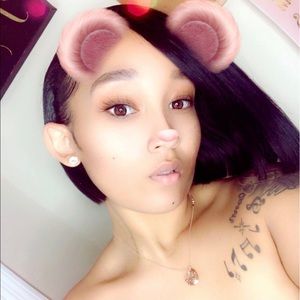 Meet your Posher, Glennae